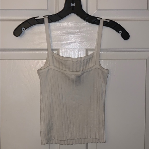 Cropped Cami - Picture 2 of 2